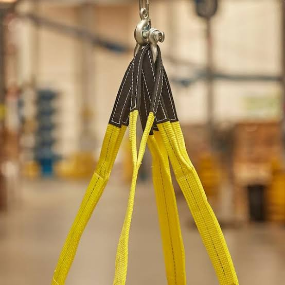 नवीनतम कंपनी ब्लॉग के बारे में EN 1492-1 vs ASME B30.9: What Global Buyers Should Know When Choosing Webbing Slings in 2026