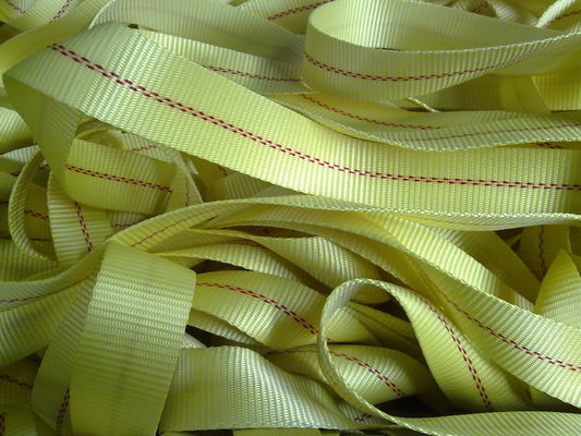 खरीदें दो लाल लाइनें यूएस स्ट्रैप वेबिंग के अंदर, 2 इंच BS 12000LBS लैशिंग स्ट्रैप के लिए online manufacture